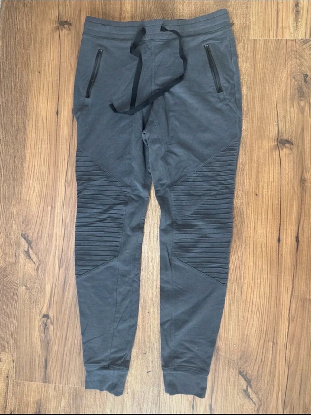 ALO Yoga Dark Moto Joggers